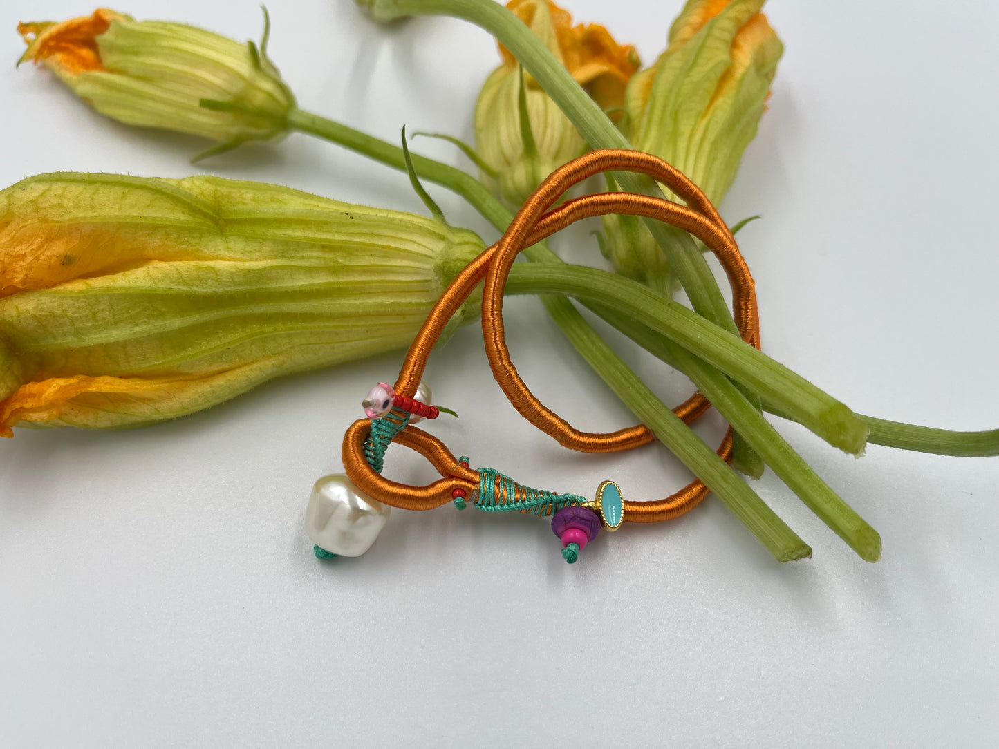 Βραχιόλι Boho Twist – Πολύχρωμο με Ματάκι & Πέρλα