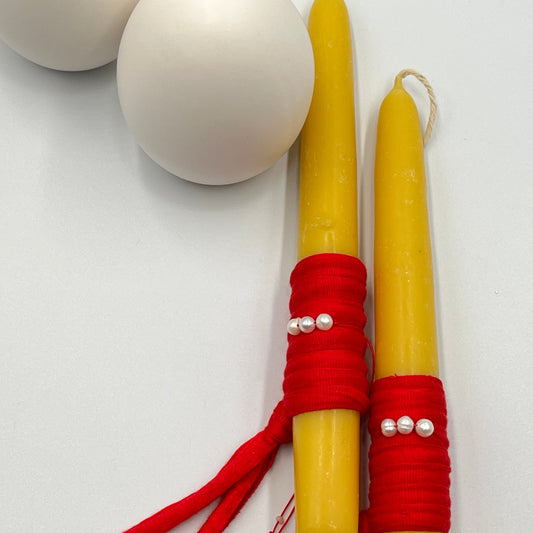 Λαμπαδάκι Φυσικό Μελισσοκέρι με Βραχιόλι Μαργαριταριών Καλλιέργειας - Αγνότητα & Κομψότητα