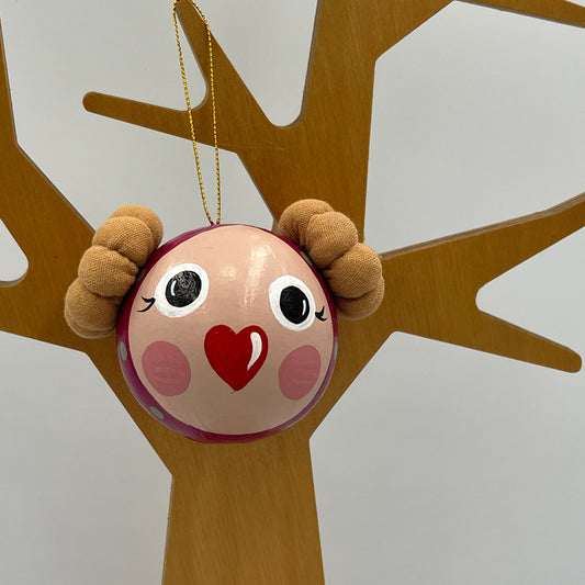 ΣΟΦΙΑ Χειροποίητη Μπάλα Στολισμού Κοριτσάκι με Υφασμάτινα Κοτσιδάκια