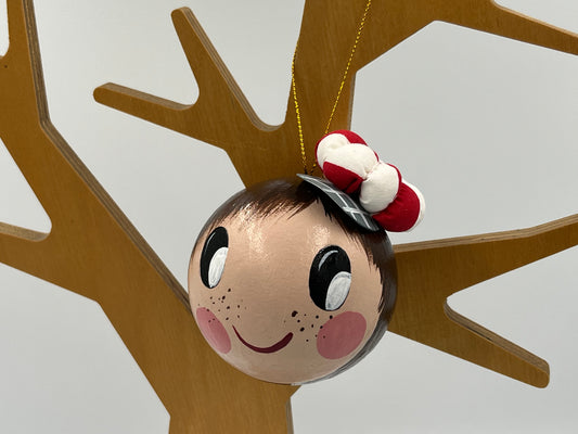 ΑΓΑΘΟΚΛΗΣ Χειροποίητη Μπάλα Στολισμού Αγοράκι με Υφασμάτινο Καπέλο