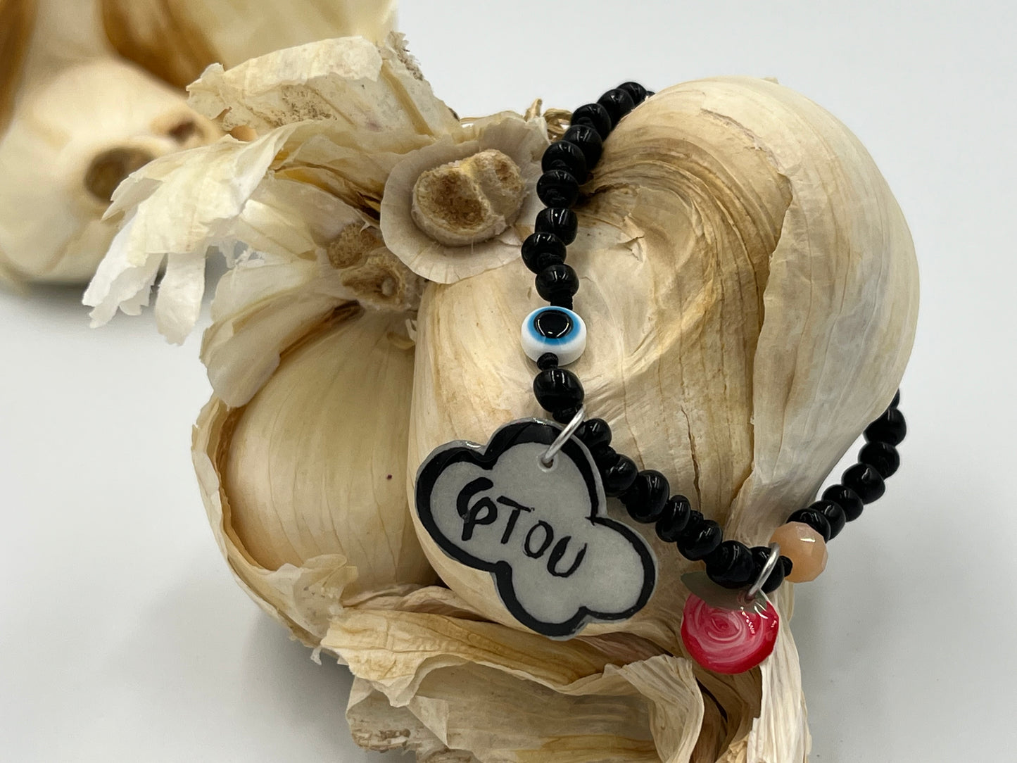 Γούρι 2026 – Χειροποίητο Βραχιόλι Κομποσκοίνι με Χάντρες & Charms