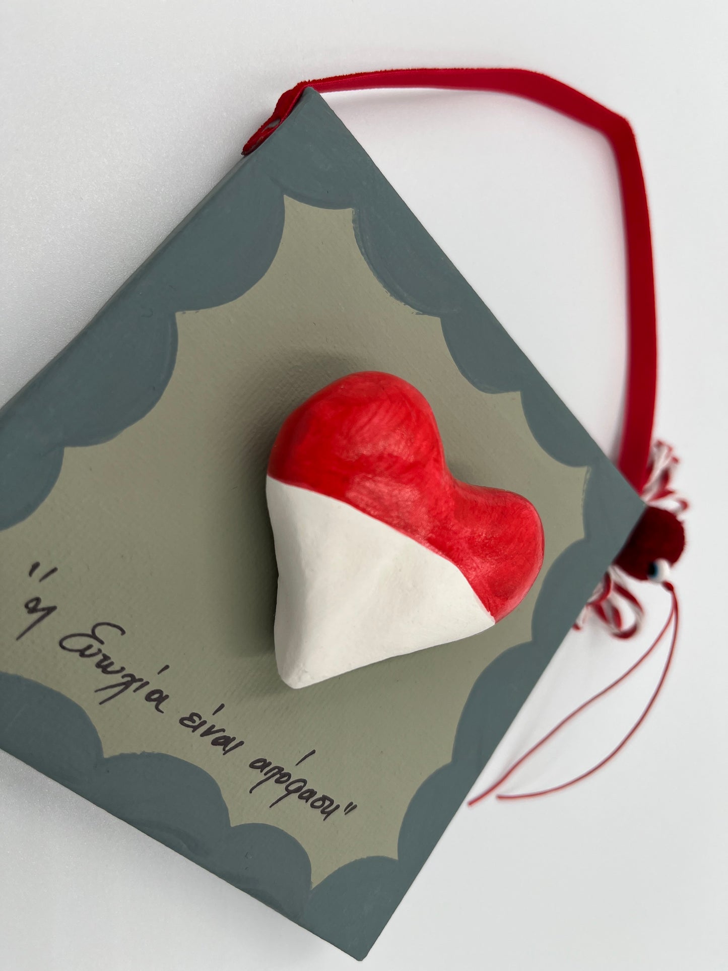 Καδράκι με Καρδιά από Πηλό & Βελούδινη Κορδέλα – “Η Ευτυχία Είναι Απόφαση” 3 Χρώματα